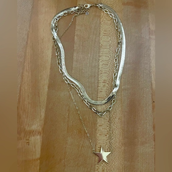 Gold Plated Layered Necklace with Star Pendant - Picture 1 of 4